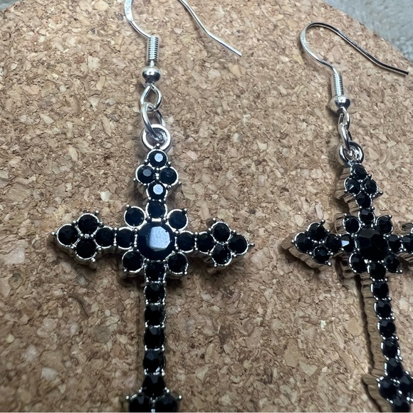 Black & Silver Cross Earrings - Picture 3 of 3